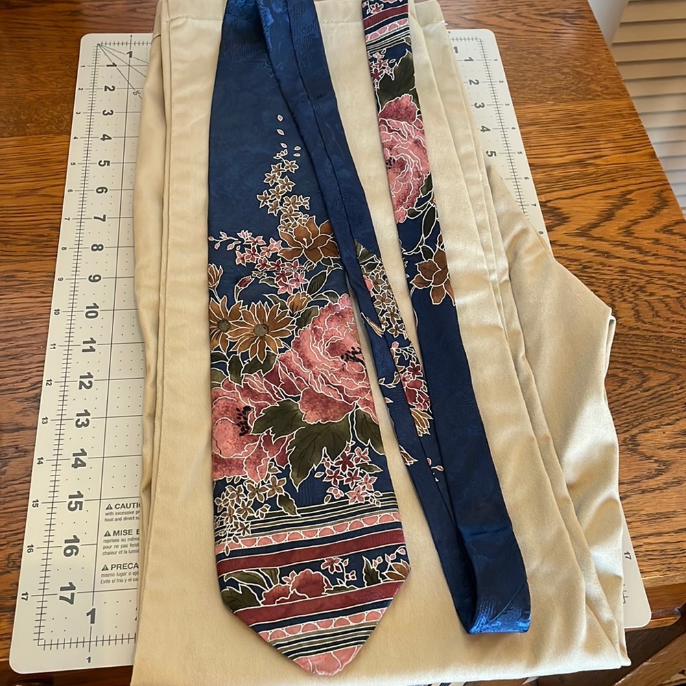 Bellini floral silk tie